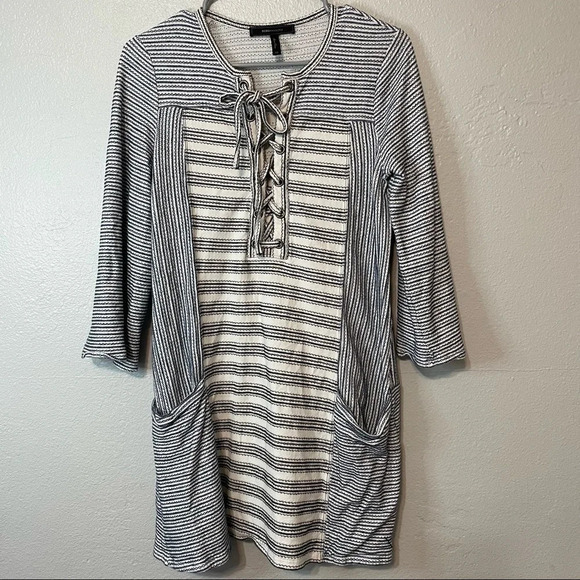 BCBGMaxAzria Lani Tie Front Striped Knit Dress 100% Cotton - Picture 2 of 8